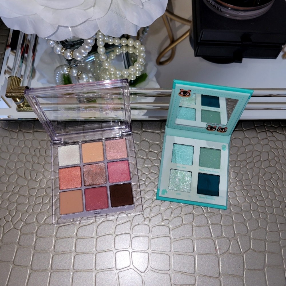 Bundle Colourpop Animal Crossing Nook, Inc What The Shell Eyeshadow Palette